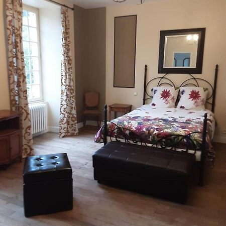 Chateau De La Touche Bed & Breakfast Savigny-Levescault Luaran gambar